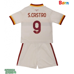AS Roma Santiago Castro #9 Replika Babytøj Udebanesæt Børn 2026-27 Kortærmet (+ Korte bukser)